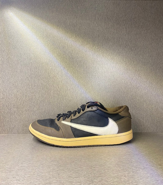 TRAVIS SCOTT X JORDAN1 LOW MOCHA