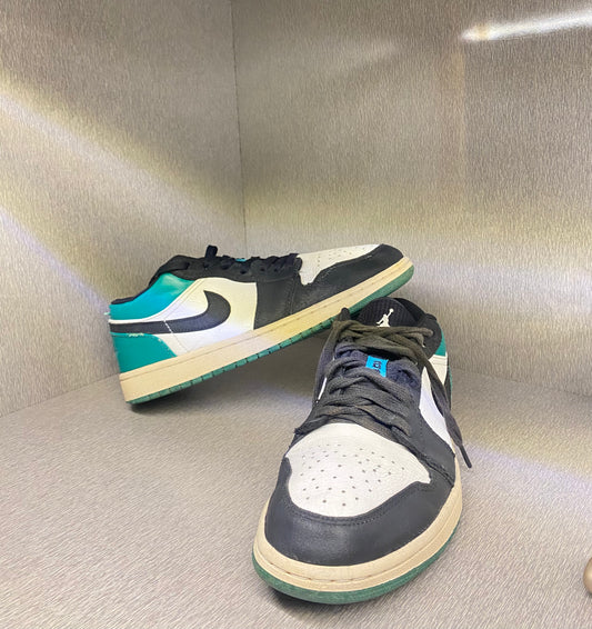 NIKE AIR JORDAN 1 RETRO LOW MYSTIC GREEN