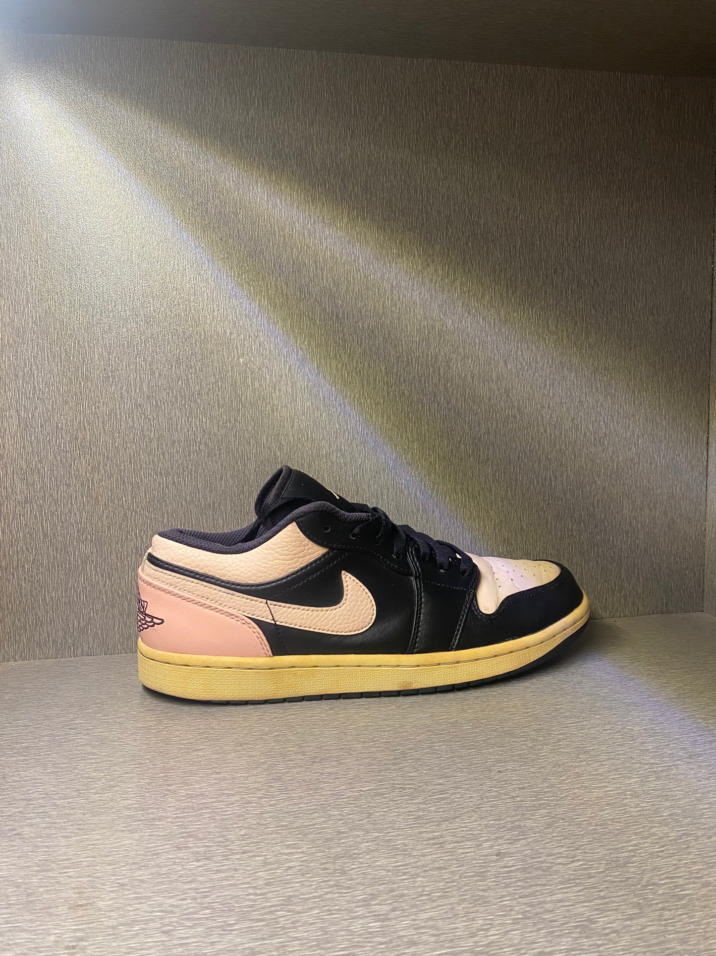 Nike air jordan 1 CRIMSON TINT