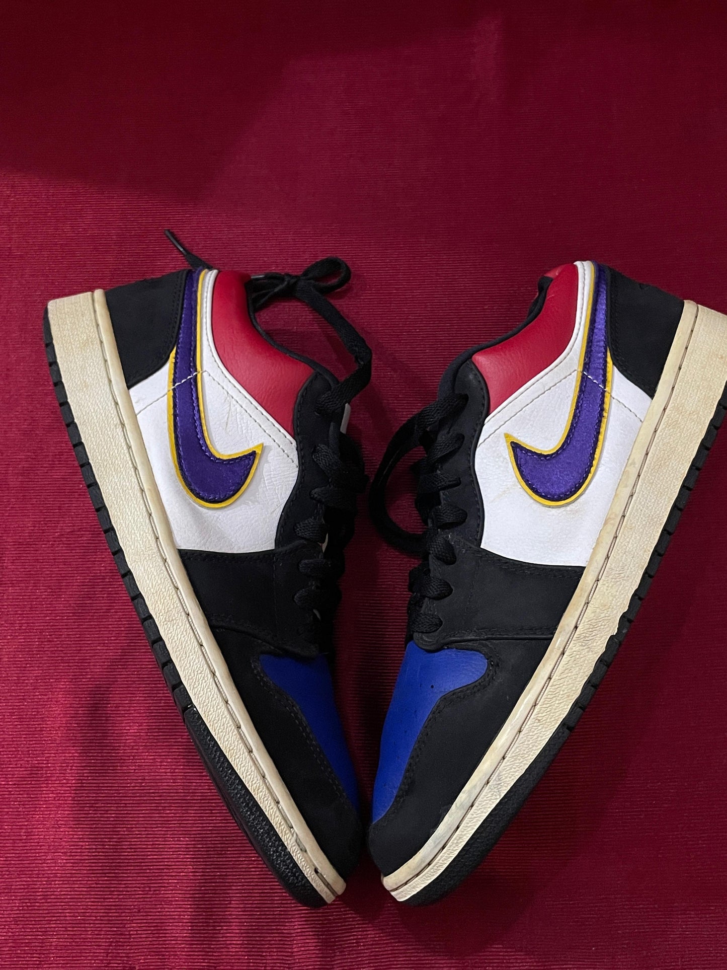 NIKE AIR JORDAN 1 RETRO LOW RIVALS