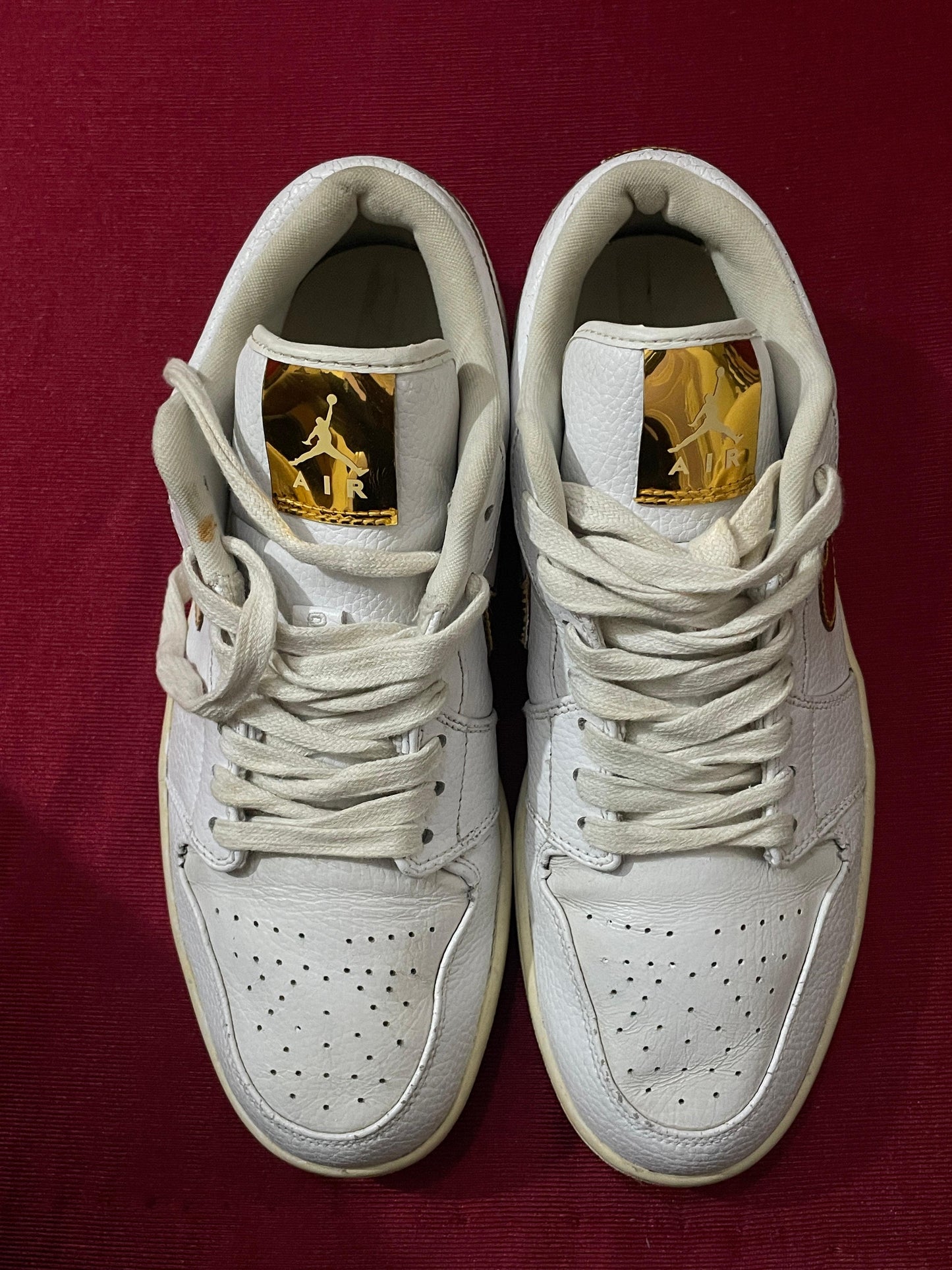 AIR JORDAN 1 LOW SE METALLIC GOLD🥶