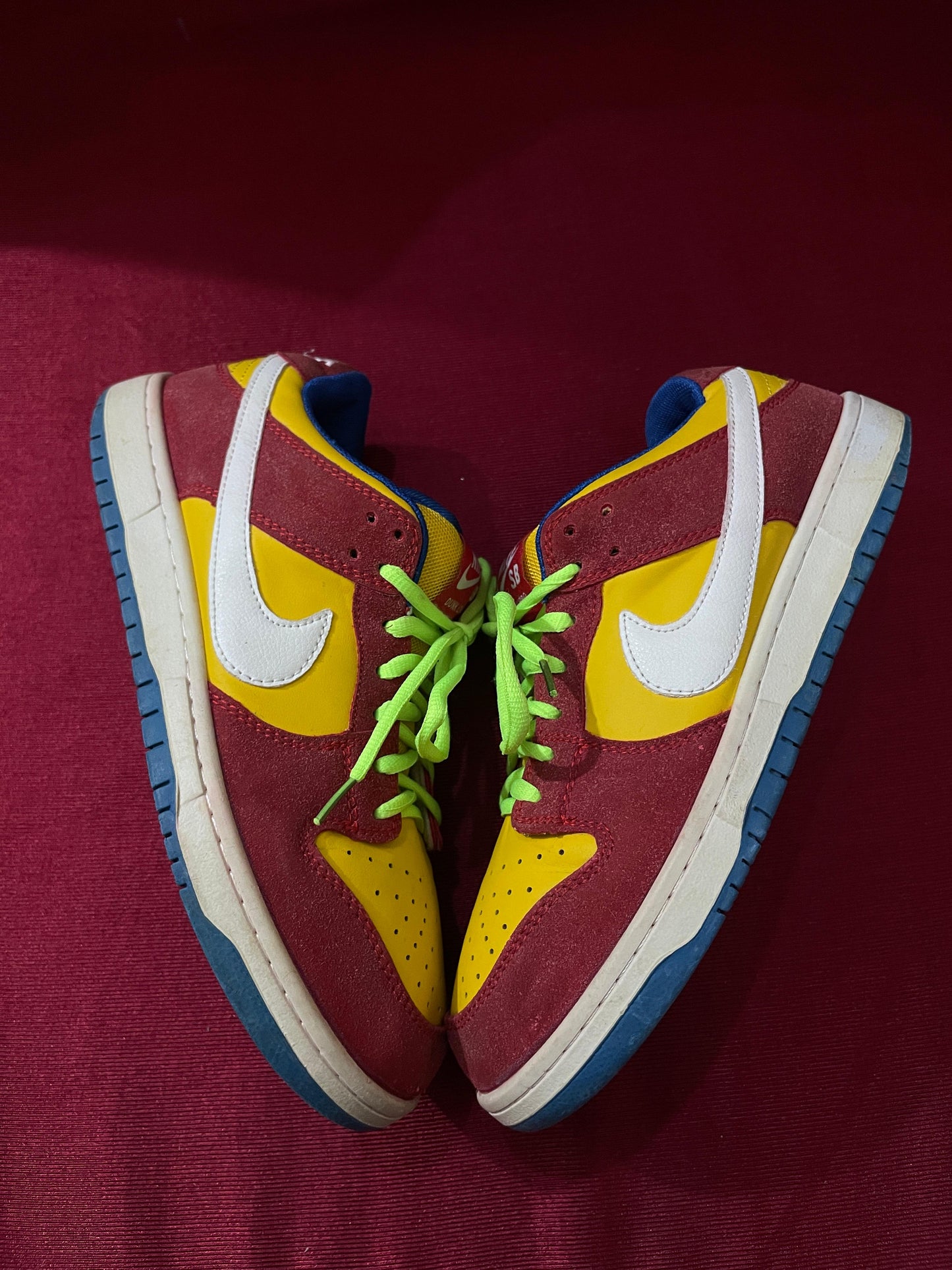 NIKE SB DUNK LOW BART SIMPSON