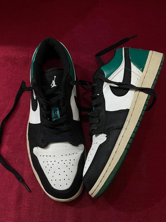 NIKE AIR JORDAN 1 RETRO LOW MYSTIC GREEN🥶