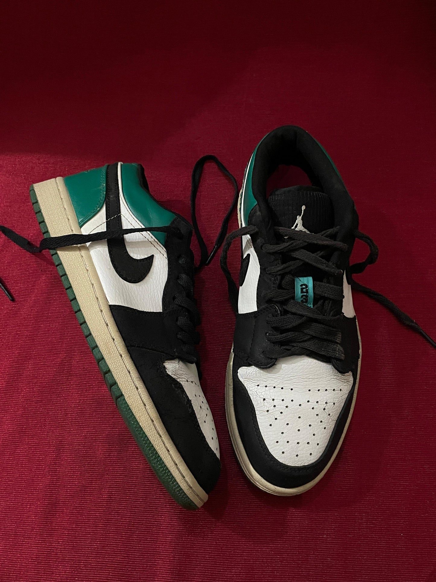 NIKE AIR JORDAN 1 RETRO LOW MYSTIC GREEN🥶