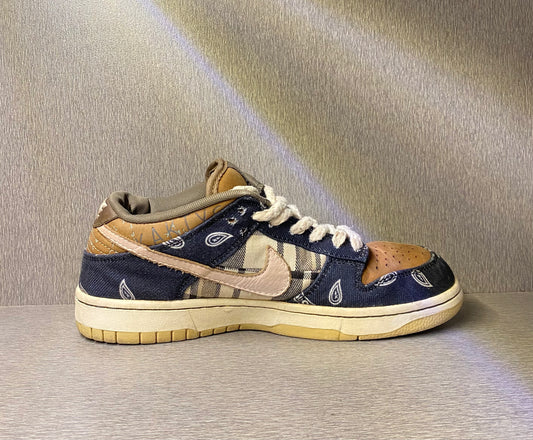 Nike SB Dunk LowX TRAVIS Premium QS SB "Cactus Jack" sneakers