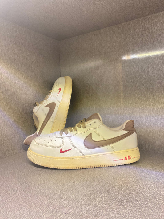 NIKE AIR FORCE 1 LOW SWOOSH MOCHA