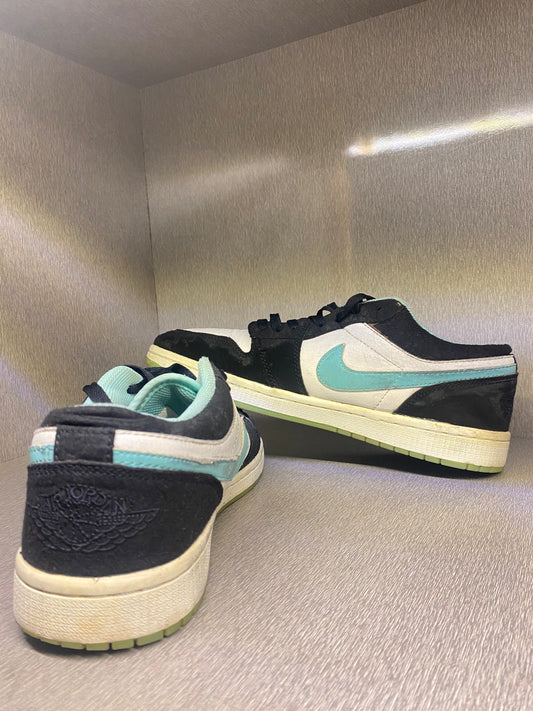 NIKE AIR JORDAN 1 ISLAND GREEN