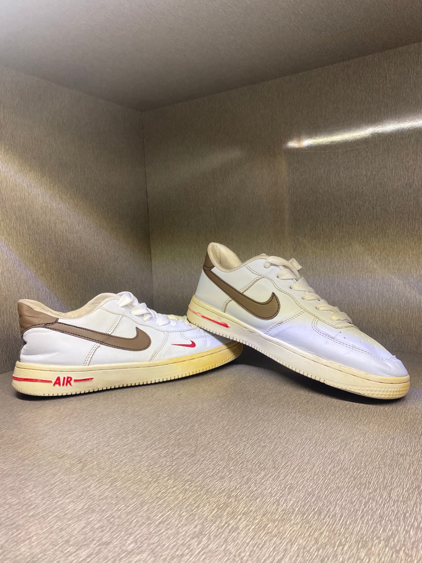 NIKE AIR FORCE 1 LOW SWOOSH