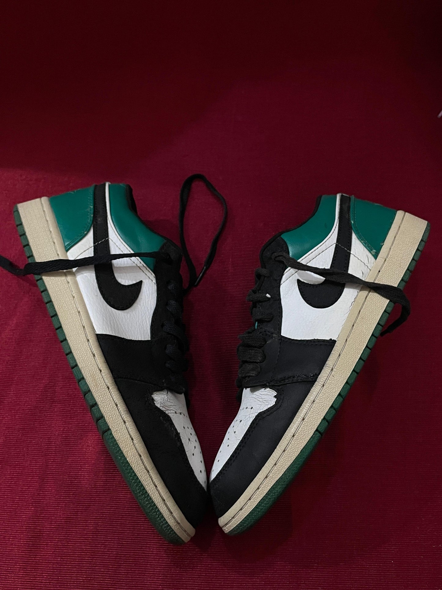 NIKE AIR JORDAN 1 RETRO LOW MYSTIC GREEN🥶