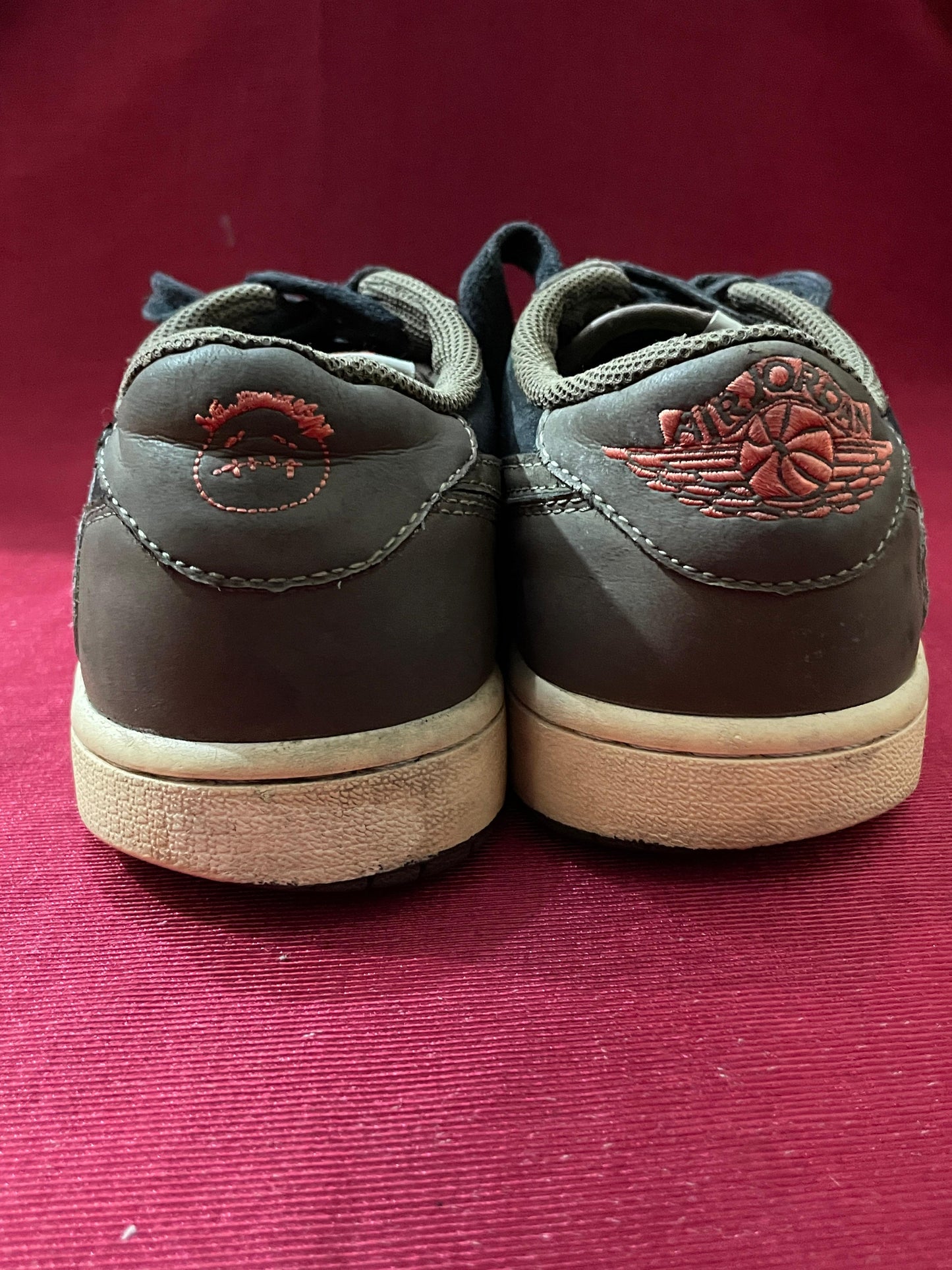 TRAVIS SCOTT X JORDAN 1 LOW 'MOCHA🔥