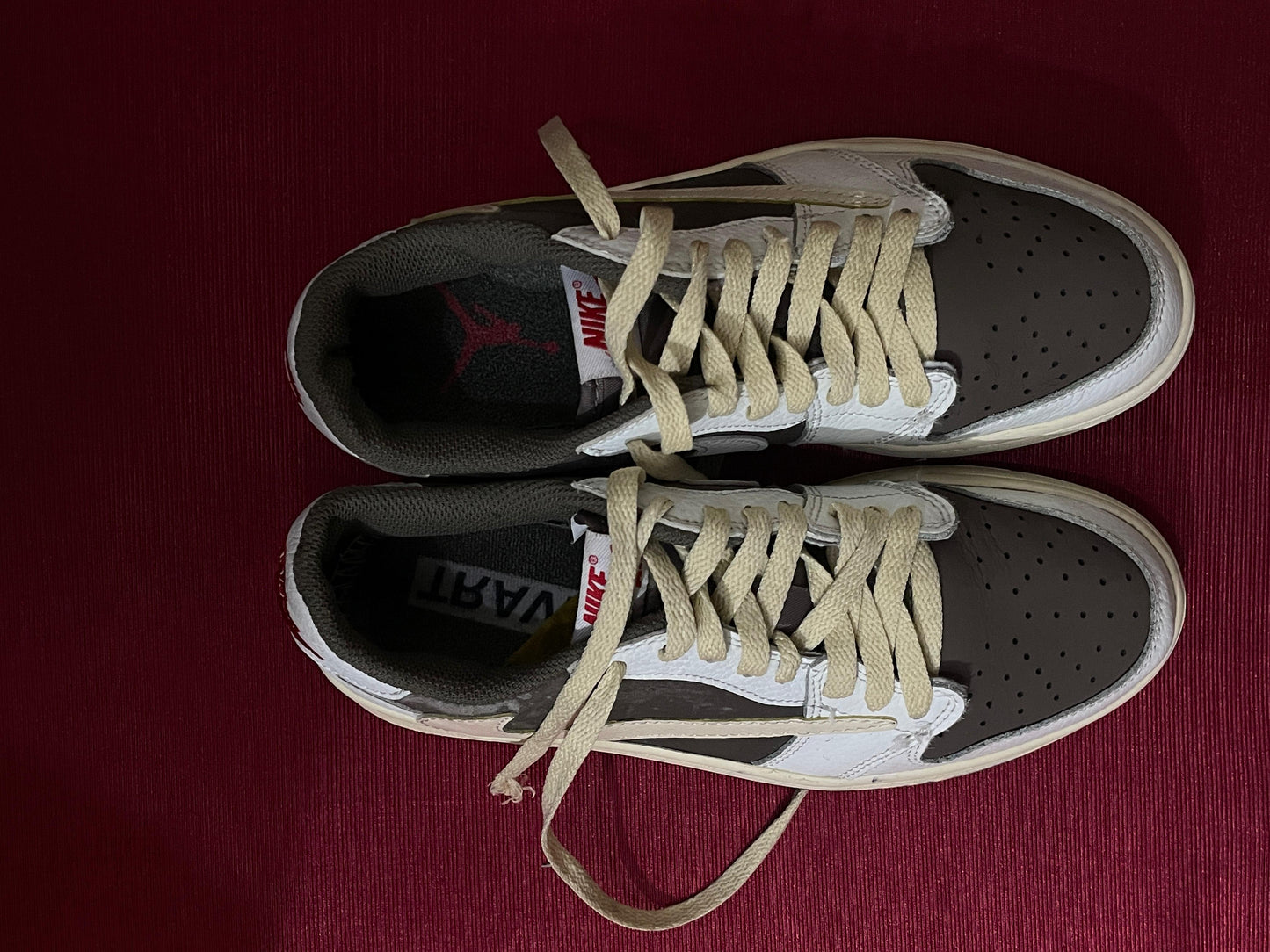 JORDAN 1 LOW TRAVIS SCOTT OLIVE GREEN
